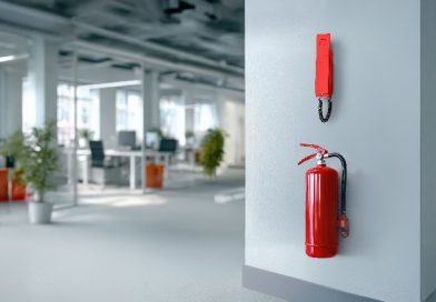 Snom lanza su nuevo teléfono de emergencias E303